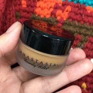 Abh concealer